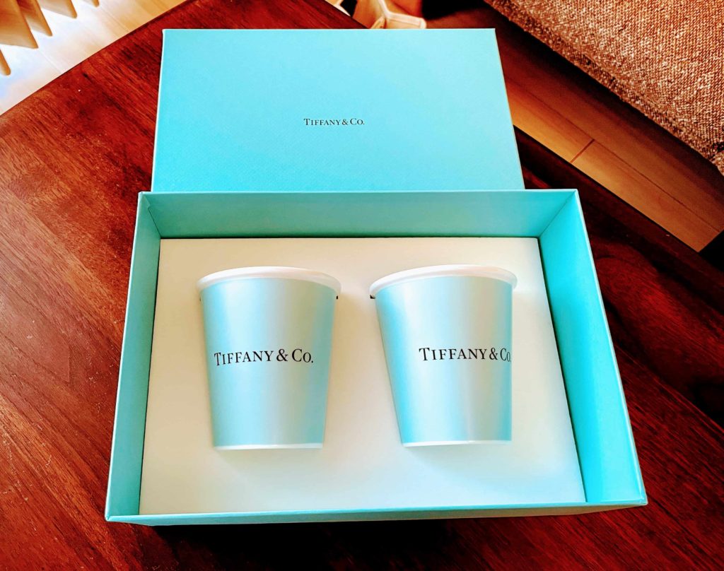Tiffany ティファニー　ボーンチャイナ　ペーパーカップ　ペア 食器 激安アウトレット 通販